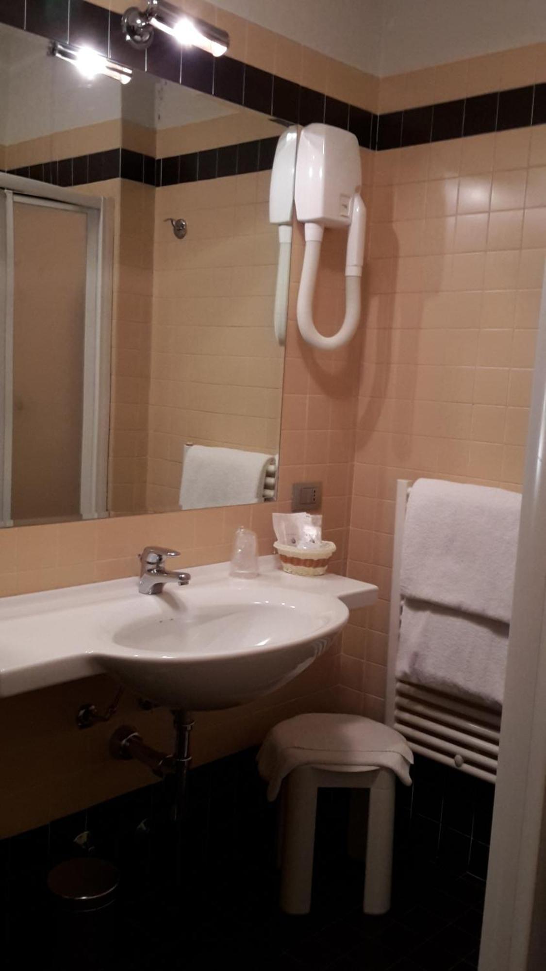 Hotel Riviera Segrate Room photo